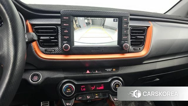 Kia Stonic id 3955699 из Кореи 9