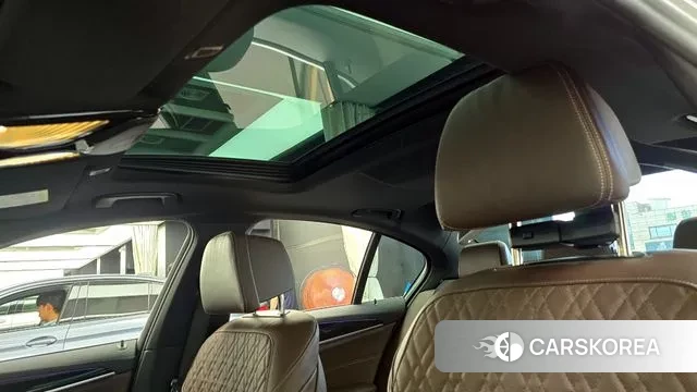 BMW 5 Series (G30) id 3170028 из Кореи 9