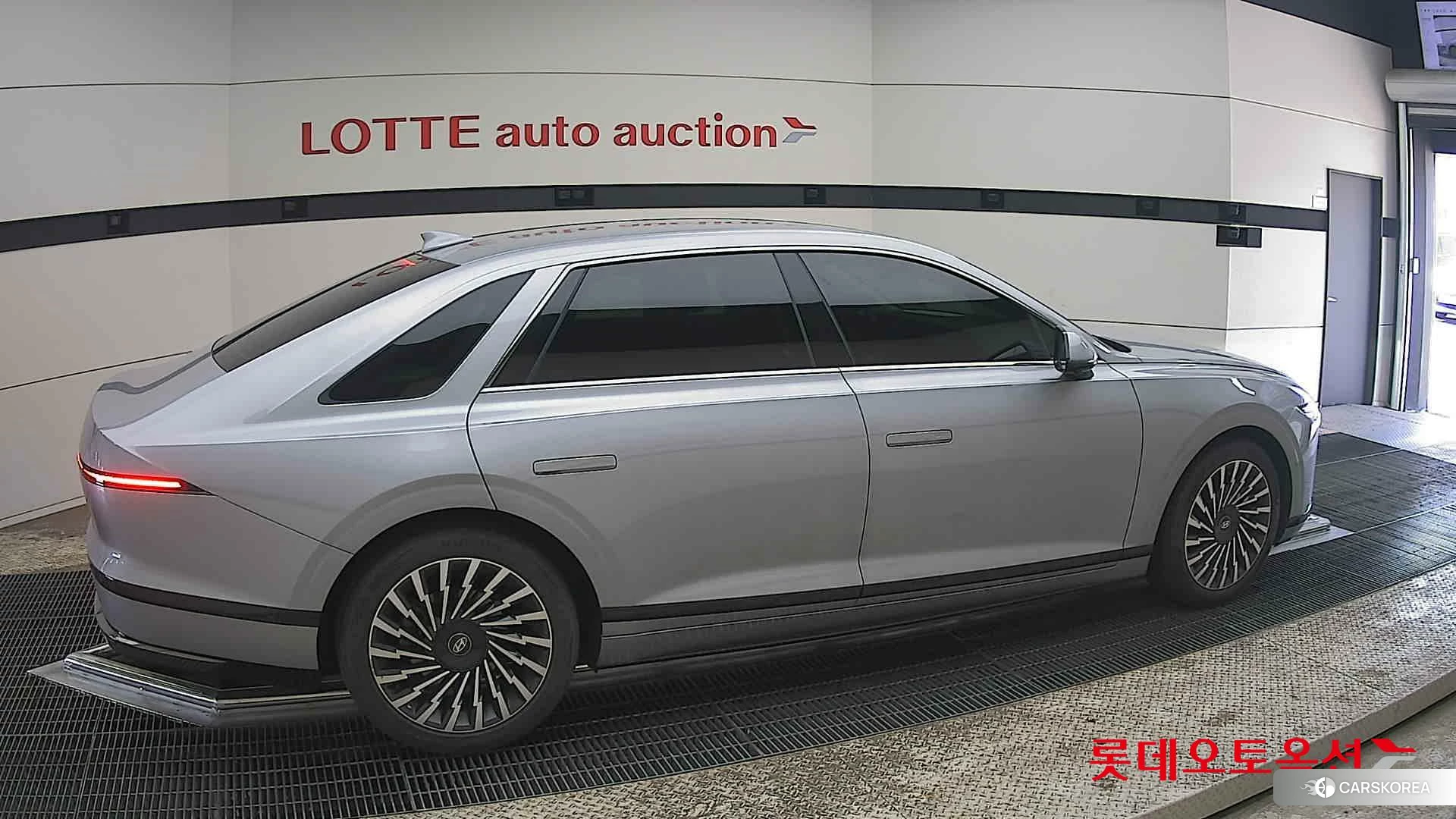 Hyundai Grandeur id 3882058 из Кореи 9