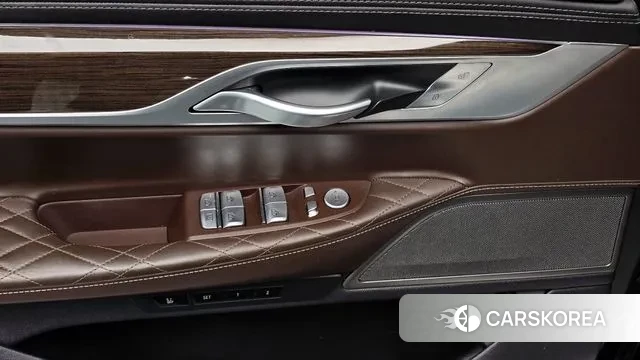 BMW 7 Series (G11) id 3439287 из Кореи 9