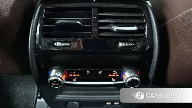 BMW 5 Series (G30) id 3322570 из Кореи 9