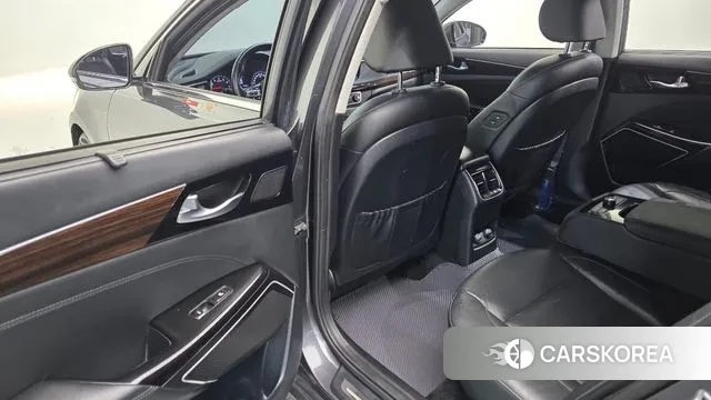 Kia Come New K7 id 3748463 из Кореи 9