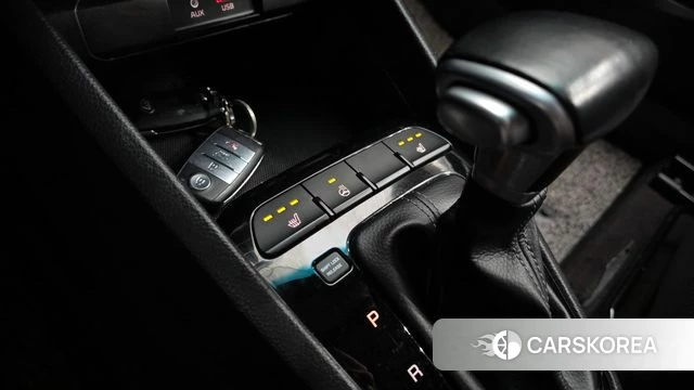 Kia Stonic id 4873388 из Кореи 9