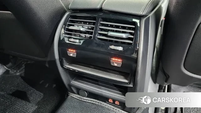 BMW 5 Series (G30) id 3442543 из Кореи 9