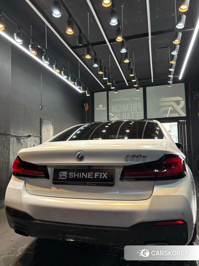 BMW 5 Series (G30) id 3851865 из Кореи 9