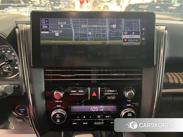 Lexus LM id 3908337 из Китая 9