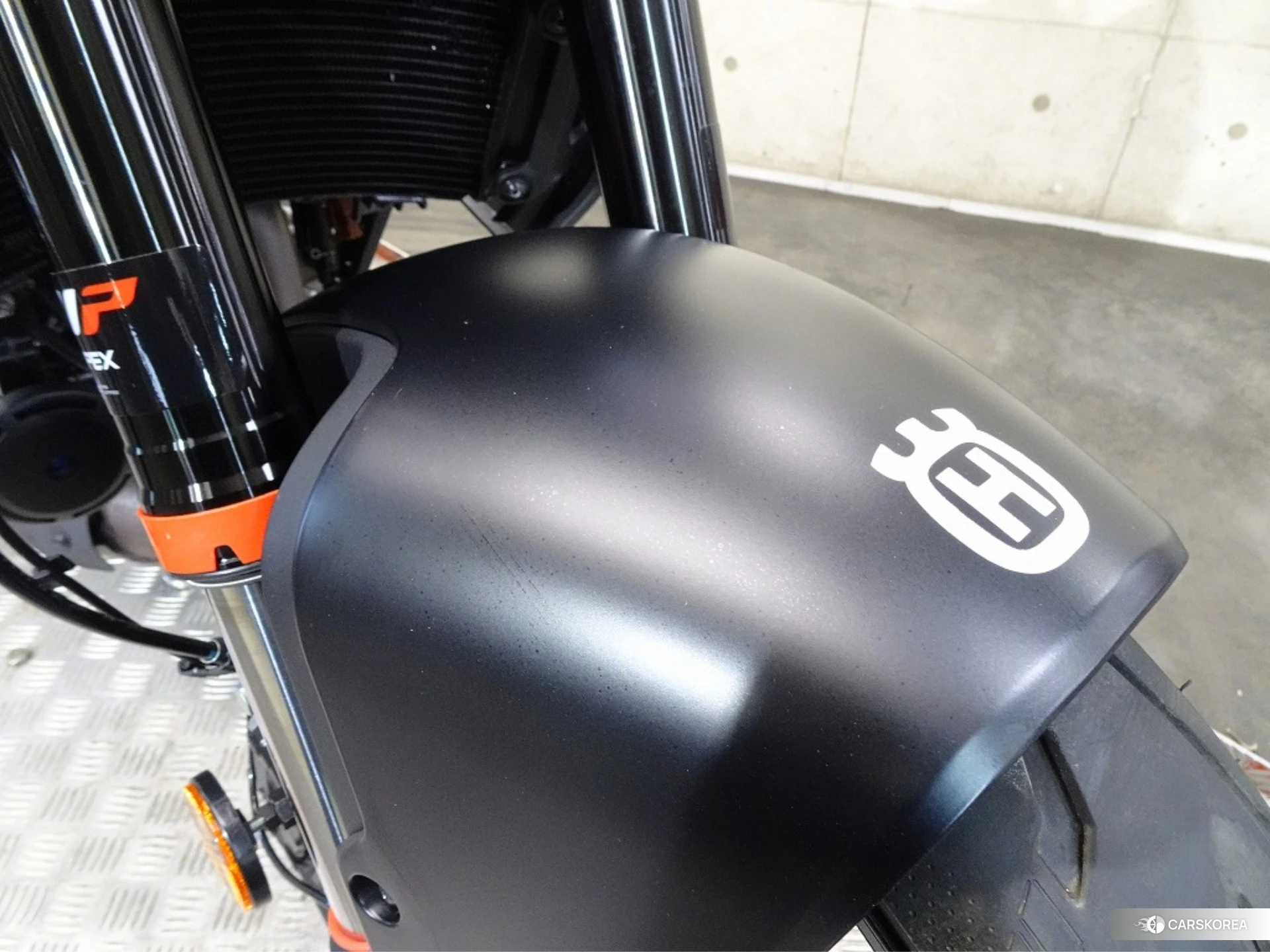 Husqvarna VITPILEN 401 id 3939705 из Японии 9