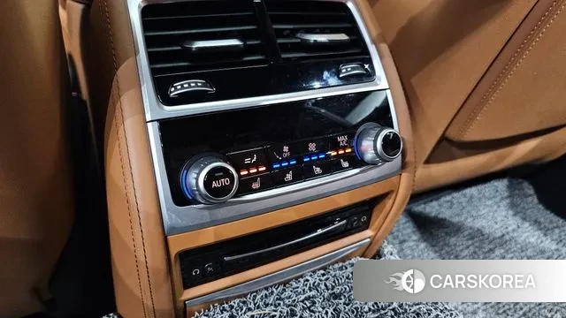 BMW 7 Series (G11) id 3718065 из Кореи 9