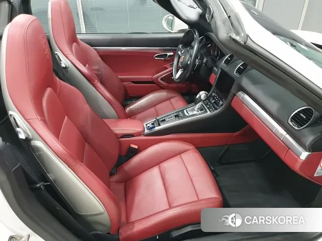 Porsche 718 Boxster id 3324774 из Кореи 9