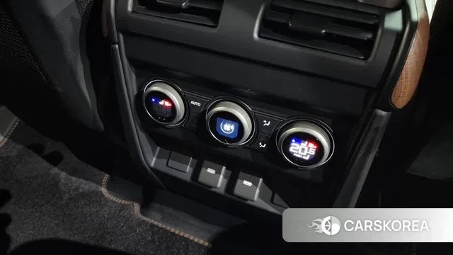 Land Rover Defender (L663) id 3341950 из Кореи 9