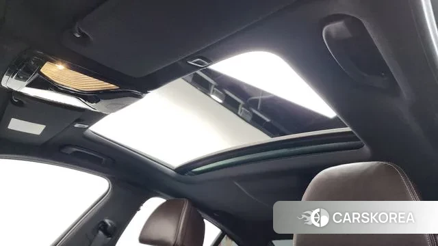 BMW 5 Series (G30) id 3717511 из Кореи 9