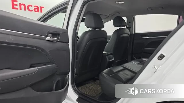 Hyundai The New Avante AD id 3407927 из Кореи 9