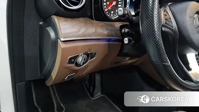 Mercedes-Benz E-Class W213 id 3480403 из Кореи 9