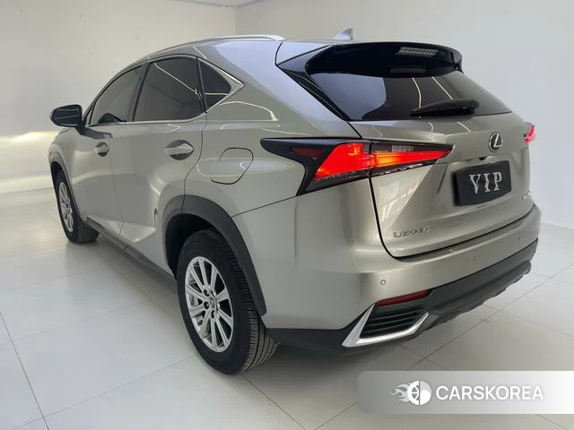 Lexus NX id 4263374 из Китая 9