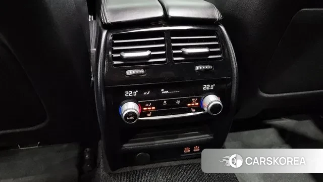 BMW 5 Series (G30) id 3479123 из Кореи 9