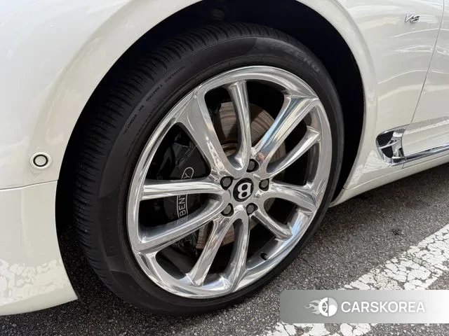 Bentley Continental GT 3rd Generation id 3075910 из Кореи 9