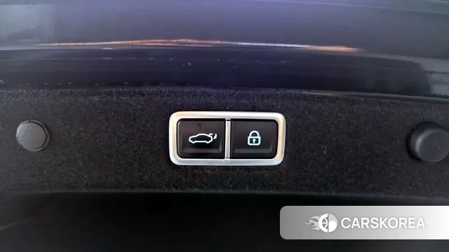 Hyundai Grandeur (GN7) id 3400514 из Кореи 9