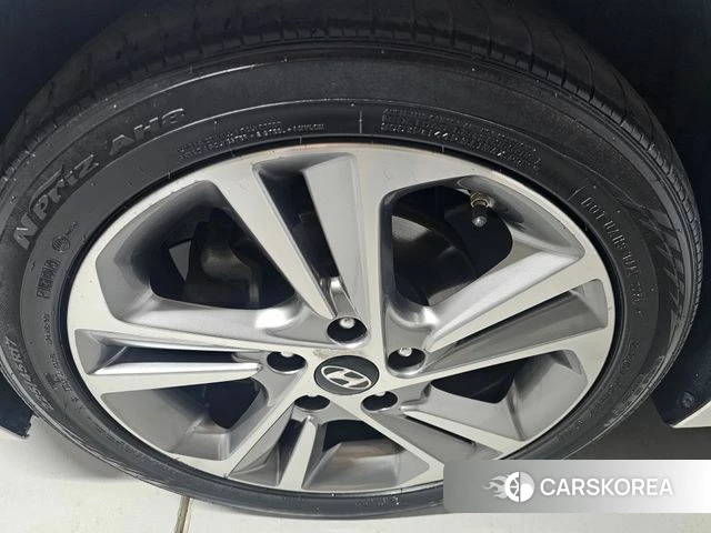 Hyundai Avante AD id 3889423 из Кореи 9