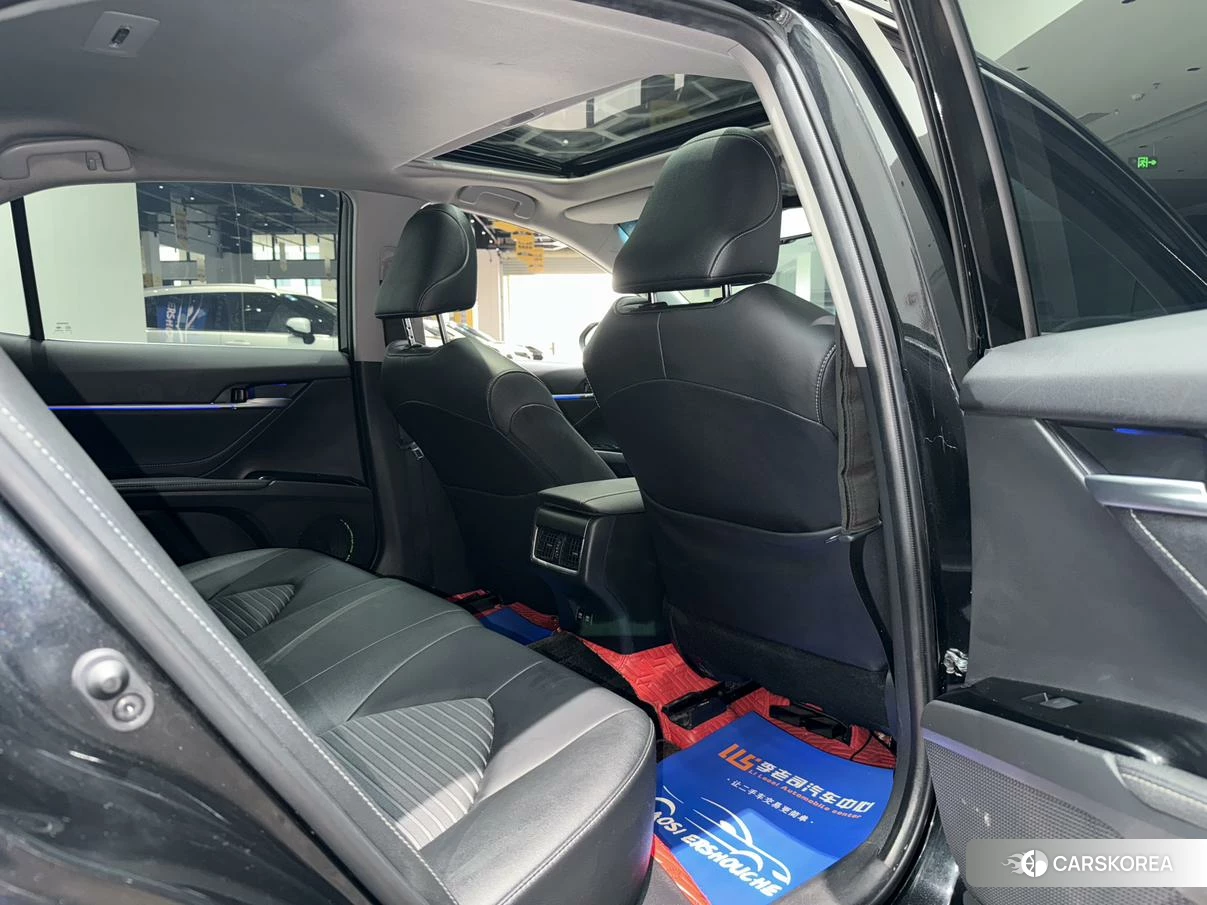 Toyota Camry id 4493062 из Китая 9