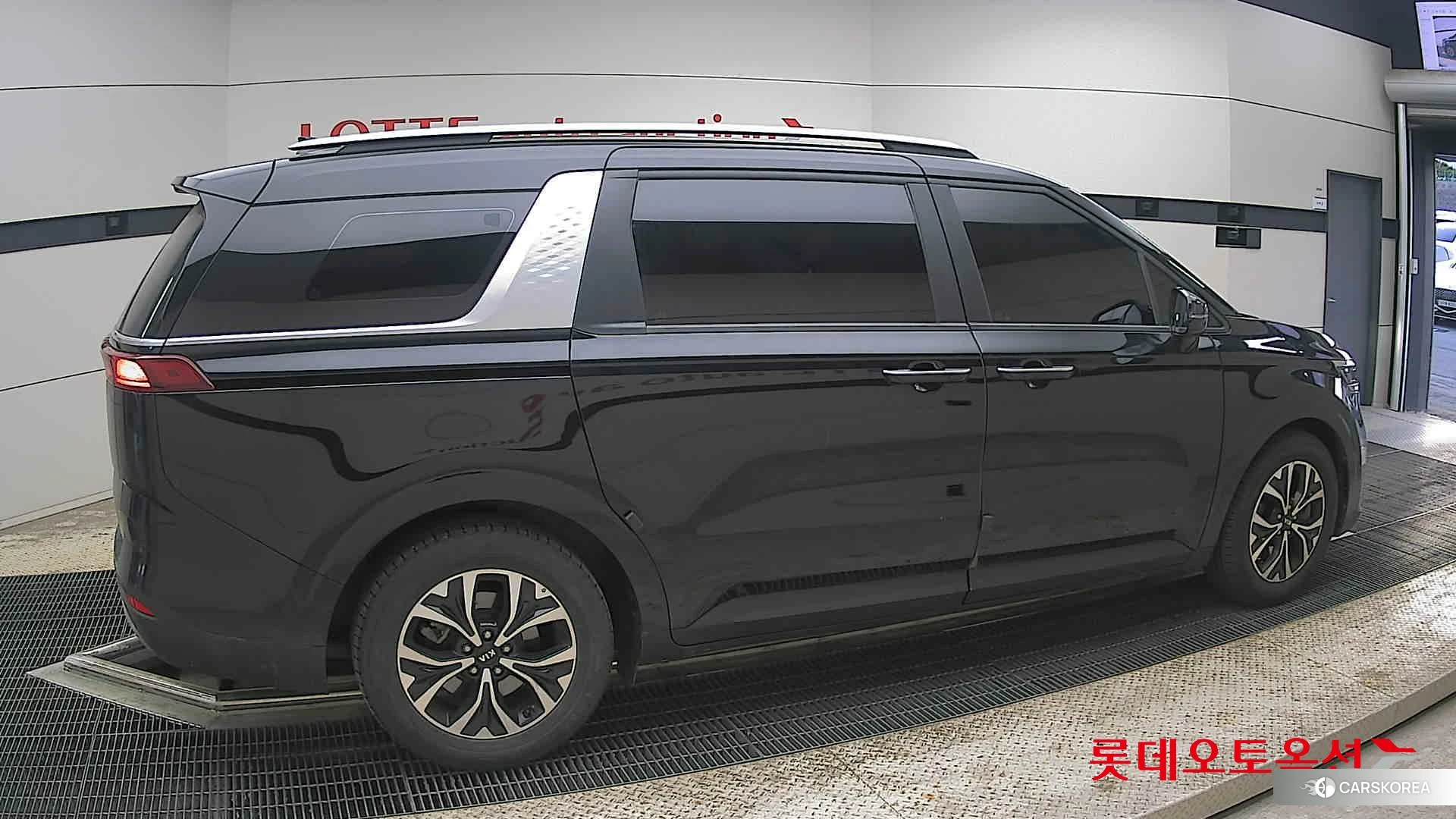 Kia Carnival id 4296930 из Кореи 9