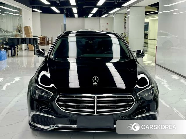 Mercedes-Benz E-class id 4279356 из Китая 9