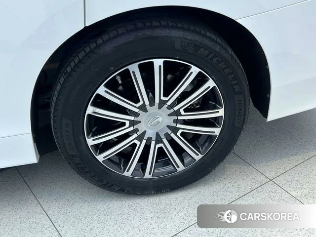 GAC Trumpchi Trumpchi M8 id 4253799 из Китая 9