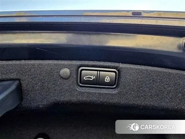 Kia K7 Premier Hybrid id 3417093 из Кореи 9