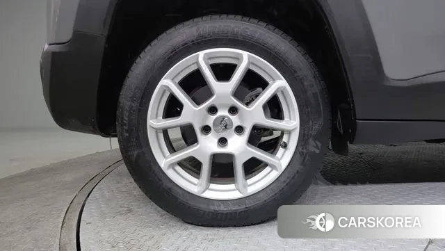 Jeep Renegade id 3705884 из Кореи 9