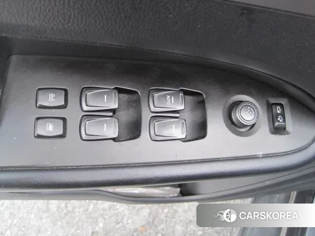 Ssangyong Rexton Sports id 3593399 из Кореи 9