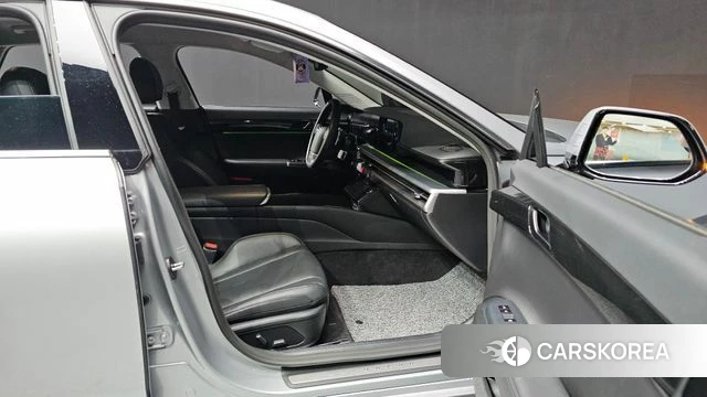 Hyundai Grandeur (GN7) id 4433356 из Кореи 9