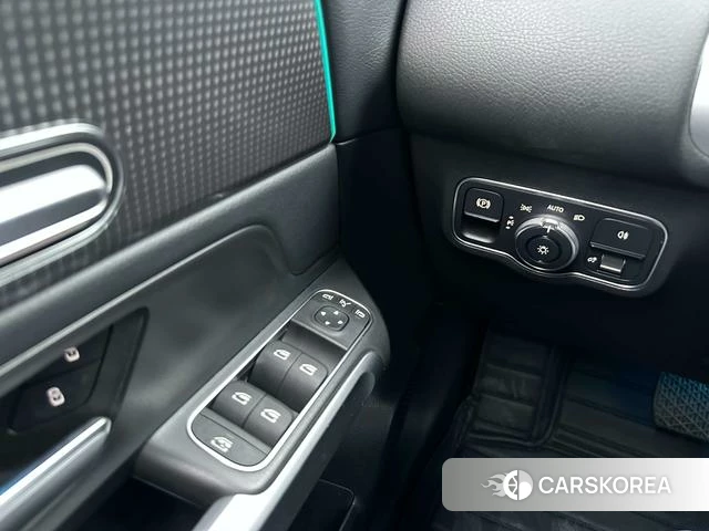 Mercedes-Benz GLB id 4301487 из Китая 9