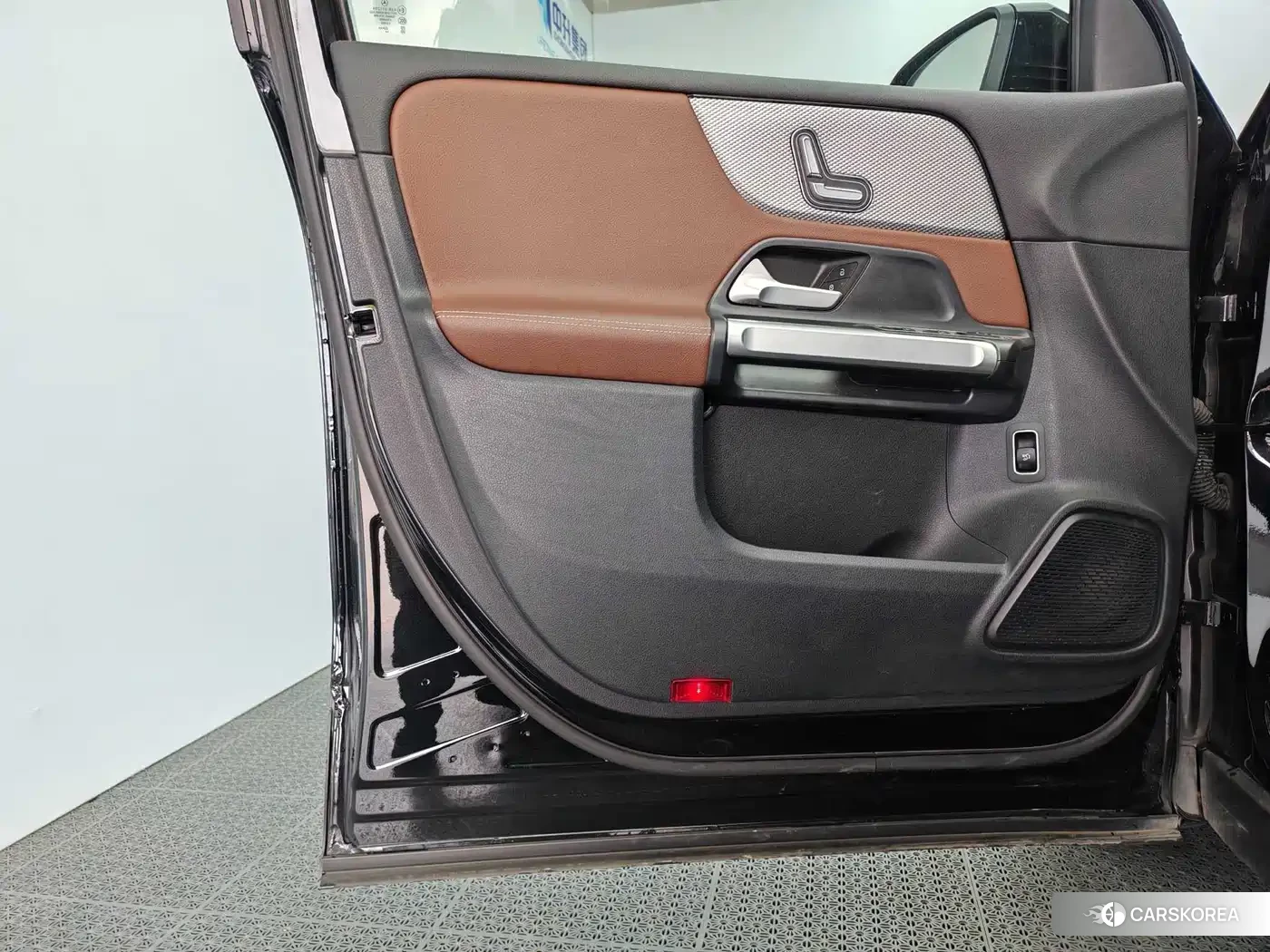 Mercedes-Benz GLB id 4601046 из Китая 9