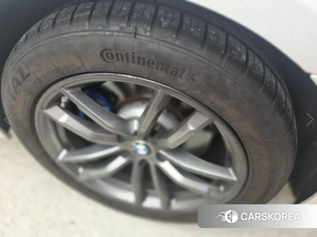 BMW 5 Series (G30) id 3880282 из Кореи 9