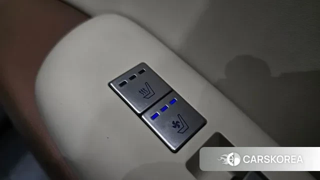 Hyundai Grandeur (GN7) id 3734937 из Кореи 9