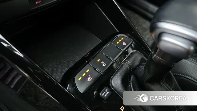 Kia Stonic id 3612763 из Кореи 9