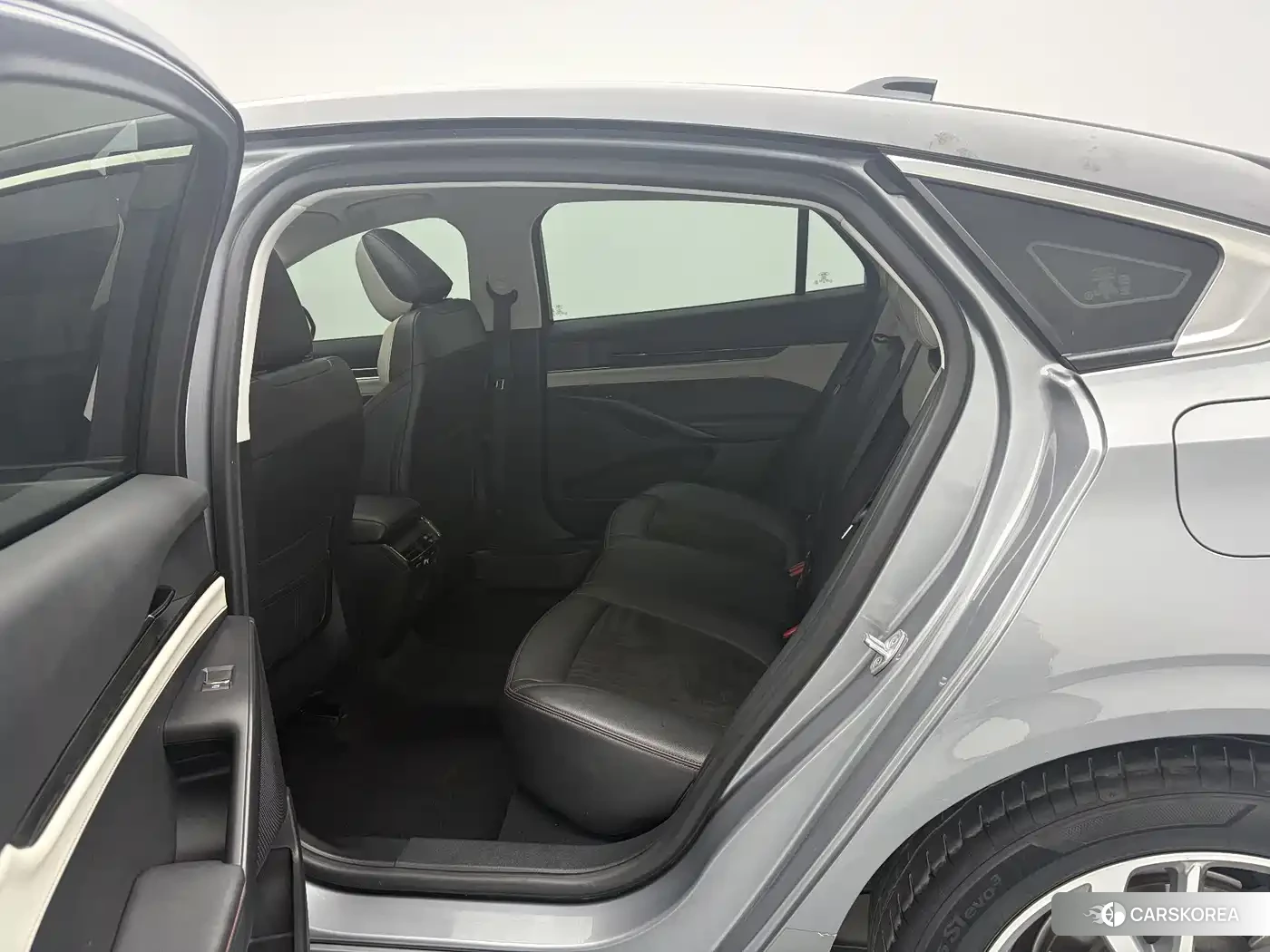 Ford Mondeo id 4628018 из Китая 9