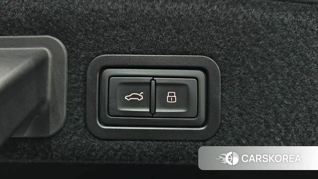 Audi New A6 id 4269210 из Кореи 9