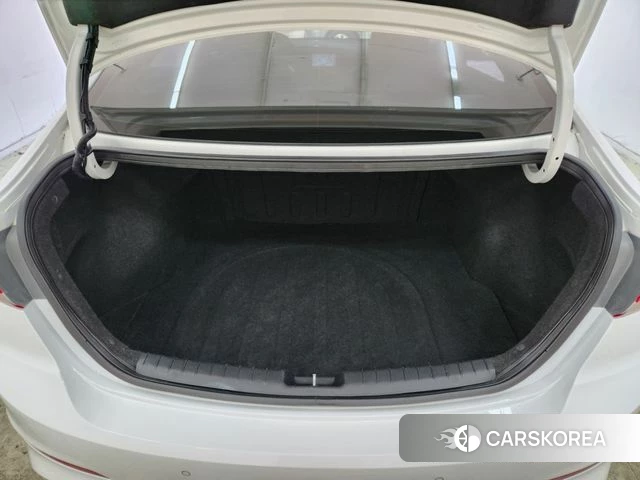 Hyundai Avante AD id 4465600 из Кореи 9
