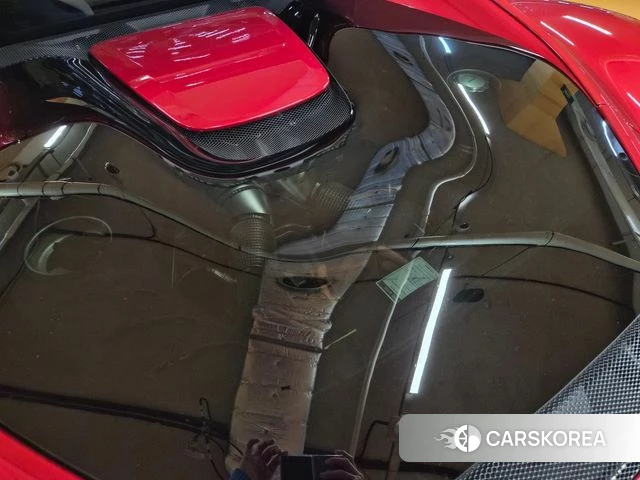 Ferrari 296 GTB id 3914398 из Кореи 9