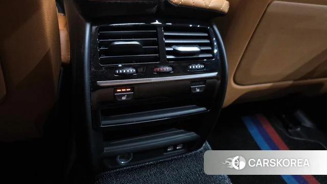 BMW 5 Series (G30) id 4019687 из Кореи 9