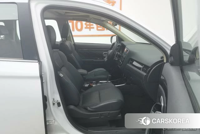 Mitsubishi  Outlander id 4210094 из Китая 9
