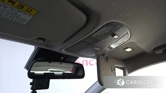 Kia Stonic id 3428824 из Кореи 9