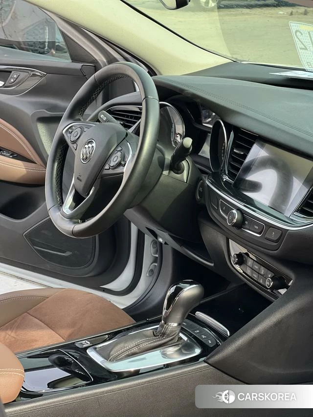 Buick Regal id 4240408 из Китая 9