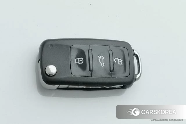 Volkswagen Jetta id 4210669 из Китая 9