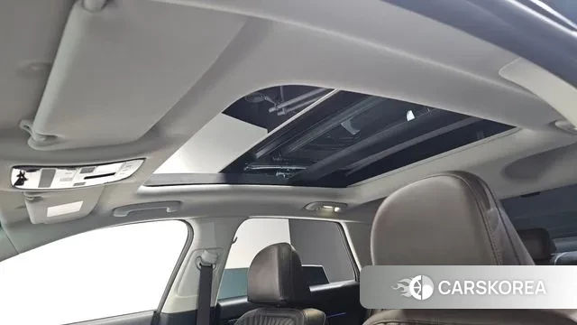 Hyundai Grandeur (GN7) id 3517848 из Кореи 9