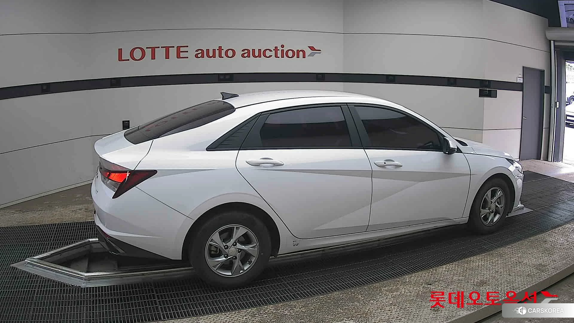 Hyundai Avante id 3869308 из Кореи 9