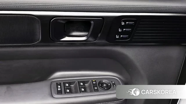 Hyundai Santa Fe (MX5) id 3410495 из Кореи 9