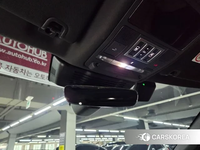 Land Rover Discovery 5 id 3732265 из Кореи 9