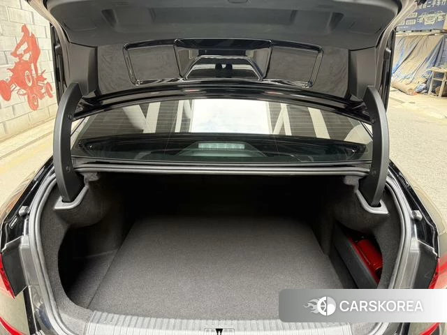 Volkswagen Passat id 4276151 из Китая 9