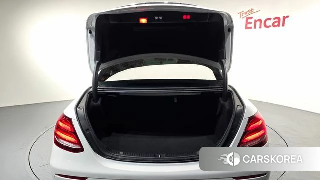 Mercedes-Benz E-Class W213 id 4907148 из Кореи 9